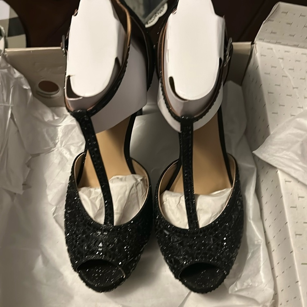 brand new Black “Chacey” heels, size 11m 4.5 inch heel